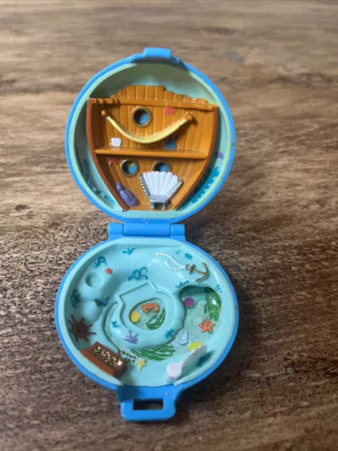 *RARE* Vintage Polly Pocket Bluebird Jewelled Under the Sea Compact Blue Shell 2
