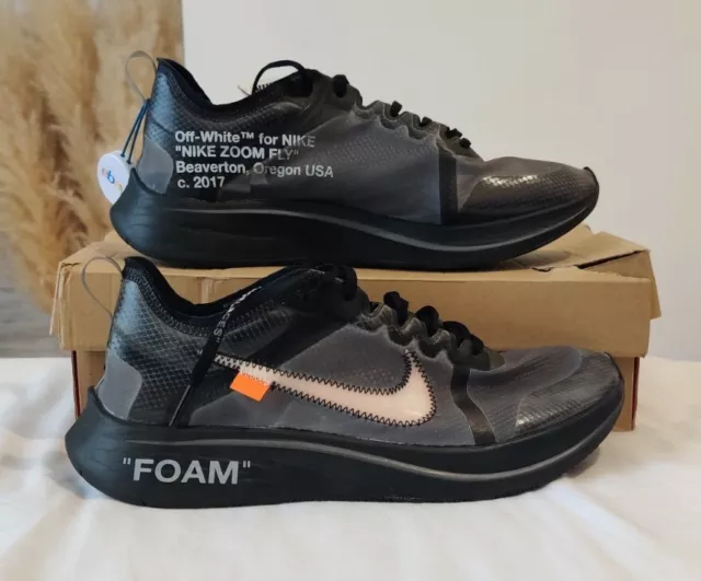 zoom fly off white nere
