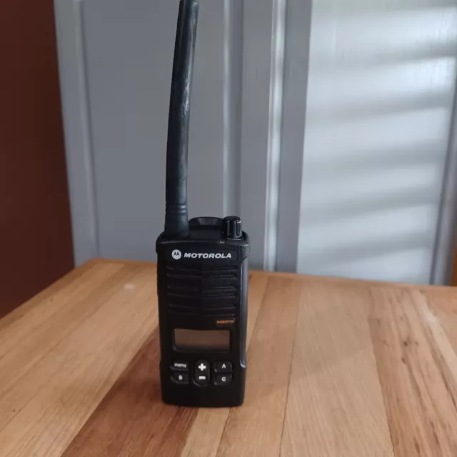 Motorola RDX RDM2070d 7Ch 2W VHF MURS Walkie Talkie Two Way Radio