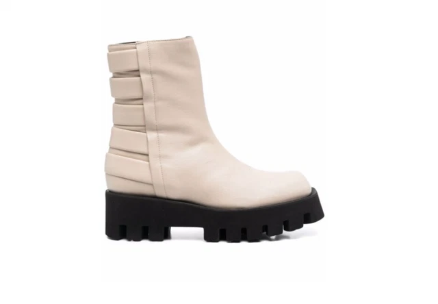 NIB Paloma Barcelo Becca Chunky Sole Napa Soft Ivory Leather Boot 39 Ret$328