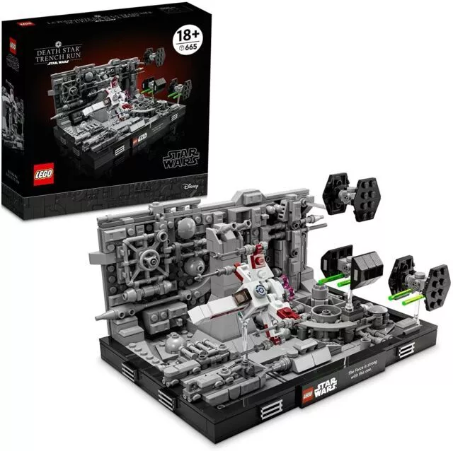 LEGO Star Wars: Death Star Trench Run Diorama (75329)