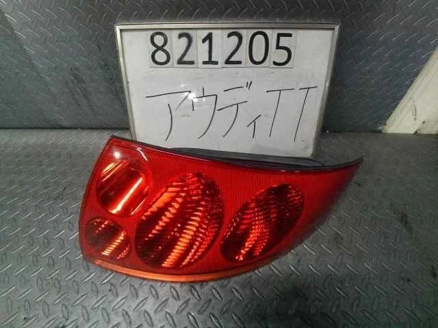 AUDI AUDI AUDI TT GH-8NAUQ Fanale posteriore destro [usato] [PA25996117]
