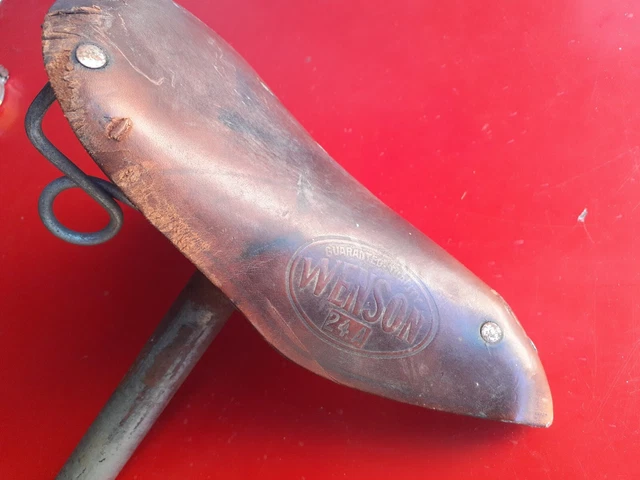 ancienne selle de vélo en cuir CROUPON VERYBEST 24A