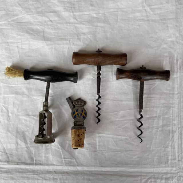A Collection Of Antique & Vintage Corkscrews etc.