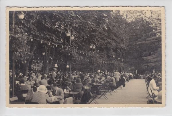 AK Graz ?, Restaurant im Park, Foto-AK 1933