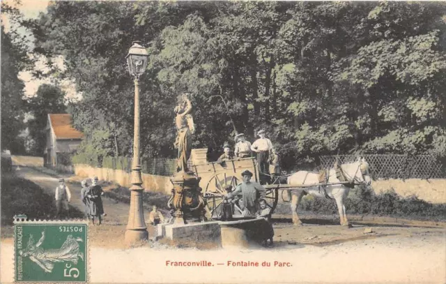 CPA 95 FRANCONVILLE FONTAINE DU PARC (cliché colorisé