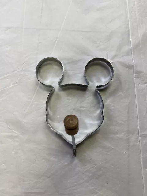 Anillo de huevo y panqueques de Disney Mickey Mouse mango de madera de metal molde