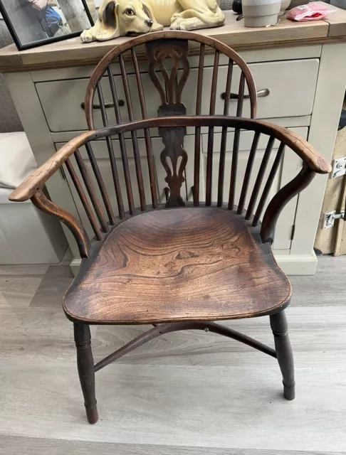 Antique Windsor crinoline Stretcher Chair  Circa 18th/19th Century Wheatland?