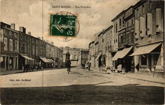 CPA Saint-Mihiel - Rue Fruitàre (240741)