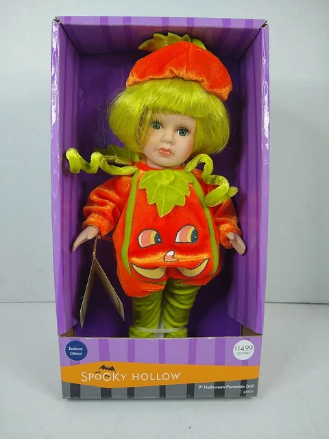 Spooky Hallow 9" Halloween  Porcelain Doll with COA 2004 Collector's Choice NRFB