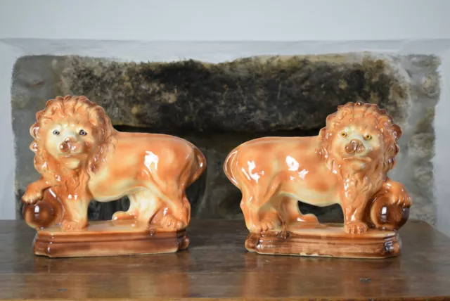 Large 19th Century Victorian Staffordshire Pottery Lions, Ceramic Fireplace Lion