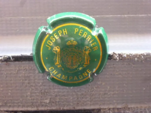 Capsule de champagne  JOSEPH PERRIER  N°53 COTE 50