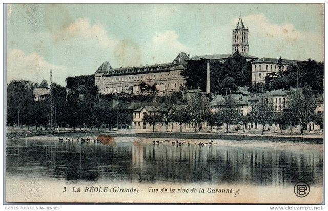 33 LA REOLE - vue de la rive de la garonne -