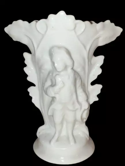 Tres Beau Vase De Mariée En Porcelaine De Paris Signé Du Monogramme M.g