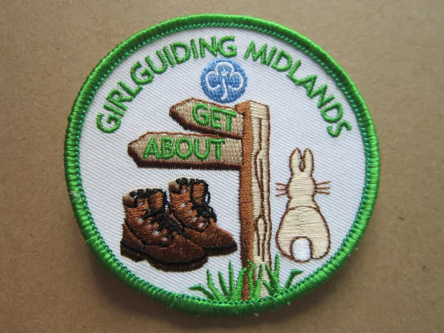 Girlguiding Midlands Get About Girl Guides Cloth Patch Badge (L3K)