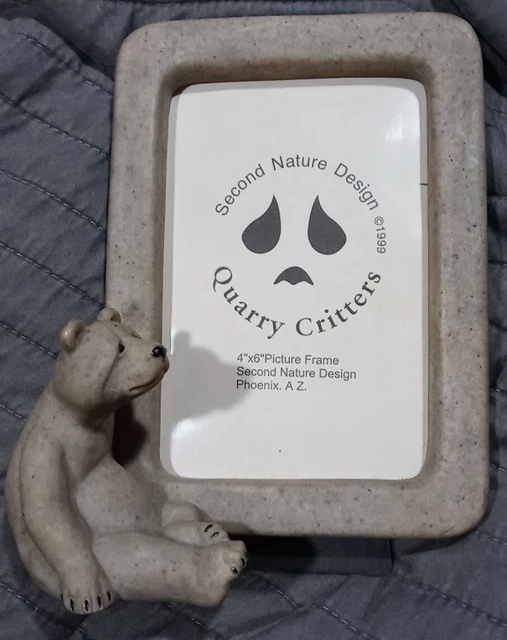 Quarry Critters Bear Sitting with Picture Frame for 4x6 Photo New no tags