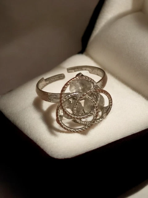 Bague taille 54 BR01 ornée de Cristaux scintillants
