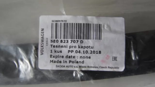 Skoda Octavia 3 Original Dichtung Motorhaube 5E0823707D