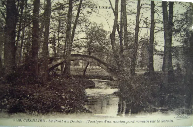 CPA Années 1920 CHARLIEU Le Pont du Diable (Vestiges ancien Pont romain Sornin