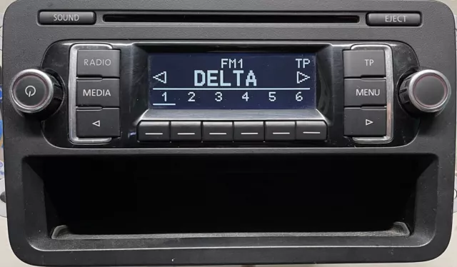 VW RCD 500 MP3 mit 6 fach CD Wechsler Radio VW GOLF EOS CADDY