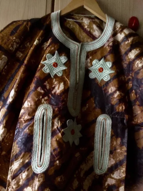 Nuova esclusiva cravatta e tintura Danshiki completamente ricamata dell'Africa occidentale ~ Top unisex!
