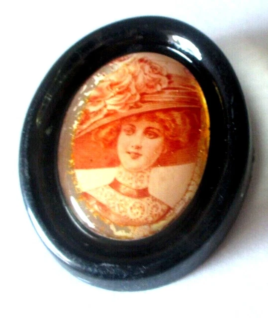 Broche Ronde Vintage Camée Celluloïd Portrait Femme XVIIIe Siècle - Bijou Ancien Fantaisie, Occasion Bon état