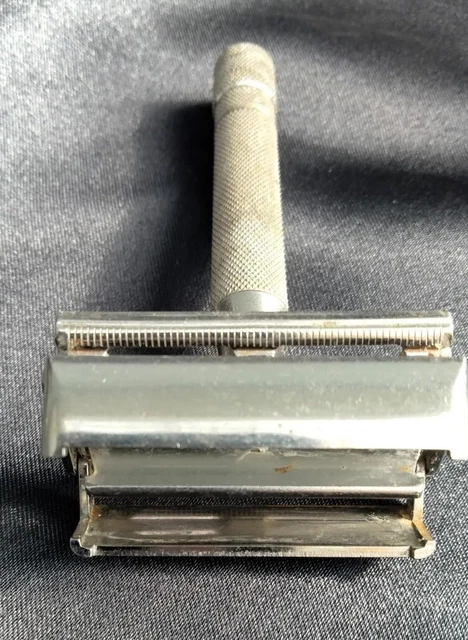 Antique Shaver 1952 Gillette Super Speed TTO Double Edge DE Safety Razor