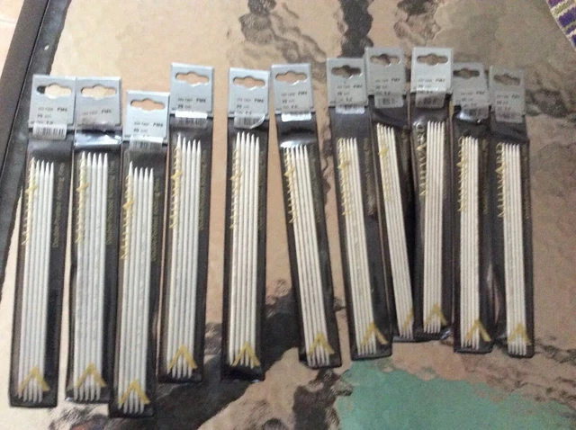 Aiguilles à tricoter double pointes(x5) 20 Cm  Numéro 3,5 / 4/4.5/ Neuf Au Choix