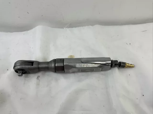 CP Chicago Pneumatic 3/8 in. drive air ratchet wrench