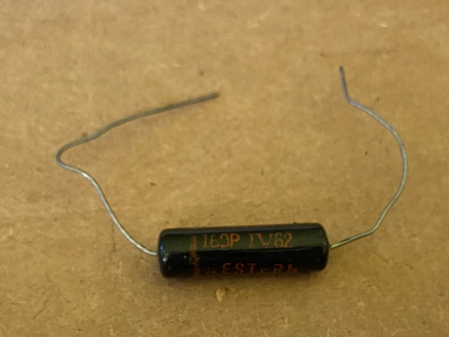 Sprague NOS SPRAGUE .027 uF 200v 192P AXIAL FILM CAPACITOR