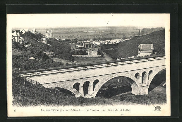 CPA La Frette, Le Viaduc, vue prise de la Gare