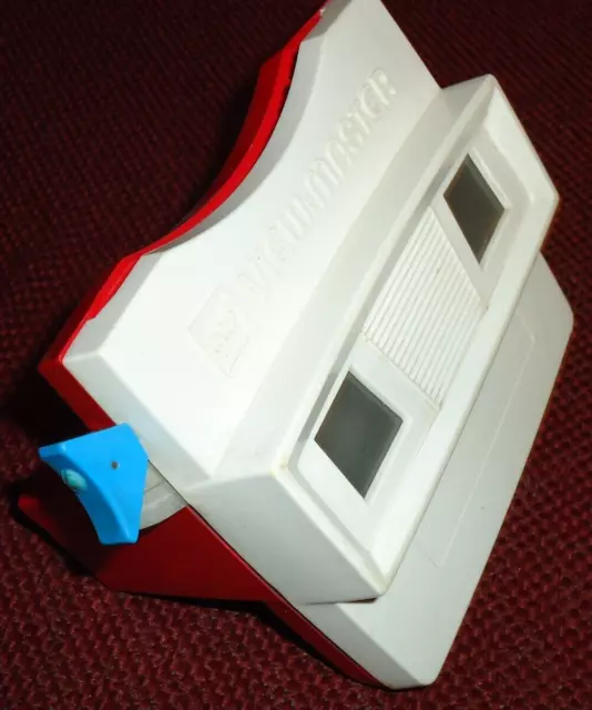 View-Master Viewer, Red & White with Blue Lever GAF Vintage 1970's WORKS GREAT!