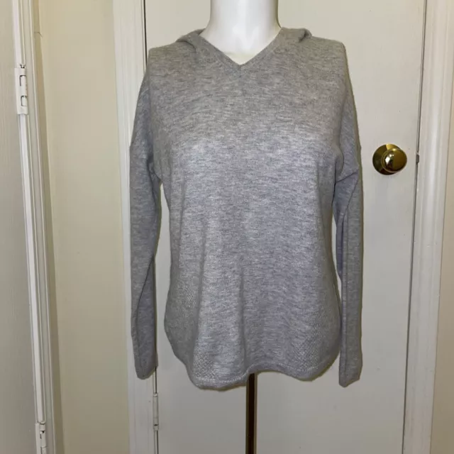 The cashmere project 100% Cashmere Gray Hooded sweater Size S