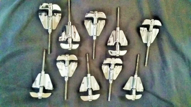 Rogers drums - Rogers bass drum T-rods and claws {10)