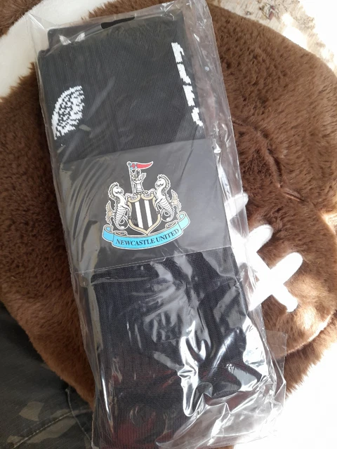Calze domestiche Newcastle United Junior taglia da 3,5 a 6 nuovissime etichettate,,,,,,,,,,