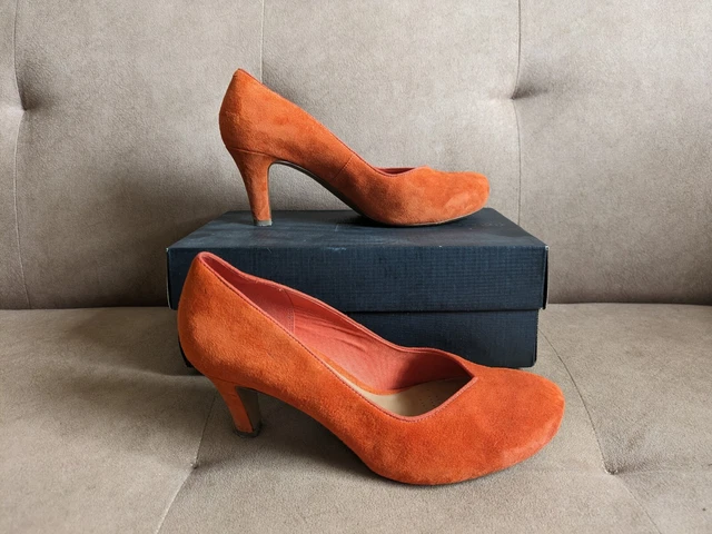 Clarks pumps orange online