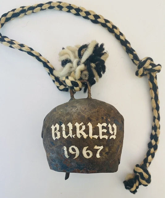 Vintage/Antique Brass Metal Cow Bell, Hook w/Rope, Rings, Barn Farm Collectable