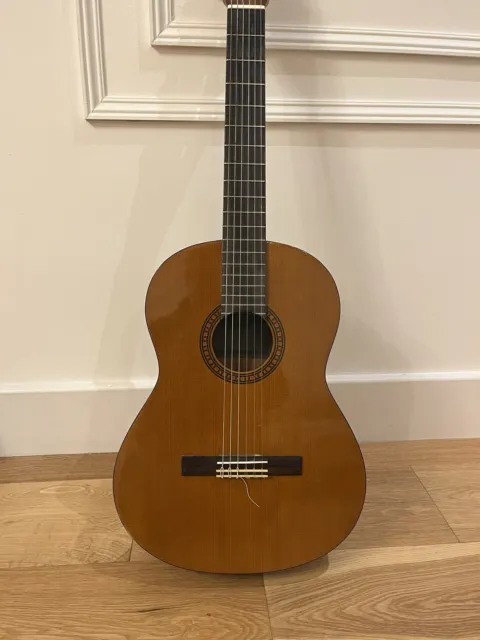 Yamaha CS40 3/4 size classical guitar with case