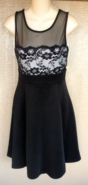 En Focus 6 Black White Sheer Flower Lace Fit Flare Knee Length Cocktail  Dress