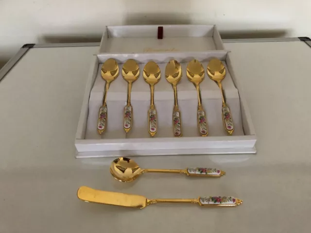 Boxed 8 Piece Gold Plated Sincerity Cutlery With A Porcelain Terminal