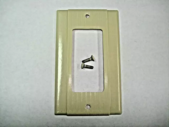 Vintage Uniline Ivory Decora GFCI Switch Outlet Cover Plate Bryant / P&S Ribbed