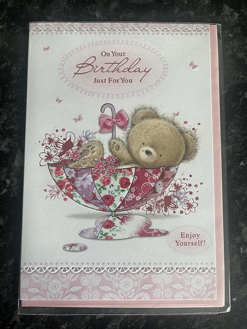 NIQUEA.D Biglietto Di Auguri Di Compleanno - Orso Con Striscione - Formato 12,7x17,8 Cm Con Busta Gialla - Prodotto USA - 4