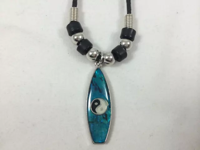Beautiful Natural Abalone Paua Shell Yin Yang Surfboard Pendant Necklace ying