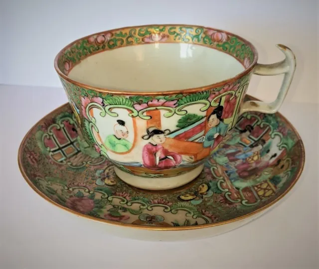 Grande et belle tasse et sa soucoupe en porcelaine de canton, Chine 19ème siècle 2