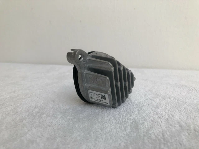 VW PASSAT B8 facelift headlight control unit daytime running light LED