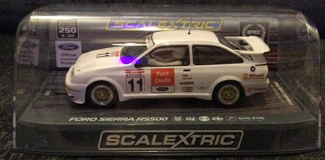 Scalextric C3781SE - Ford Sierra RS500 BTCC Anniversary Gravett No11 - 11 Of 250