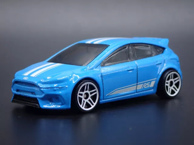 2011 - 2018 Ford Focus Rs Selten 1:64 Maßstab Sammlerstück Diorama Model Auto