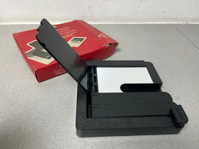 Impresora de tira reactiva Paterson 5 x 4" color B&W No.653 en caja y funciona bien