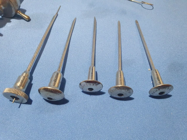 HAUPTNER u.a Veterinärmedizinisches Metallkolben spritze mit Zubehör 3