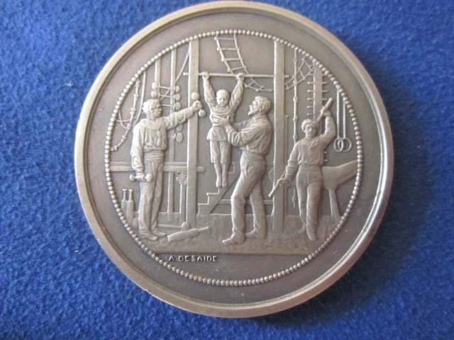 Médaille ancienne St Denis de la Réunion Doré/Multicolore Drago